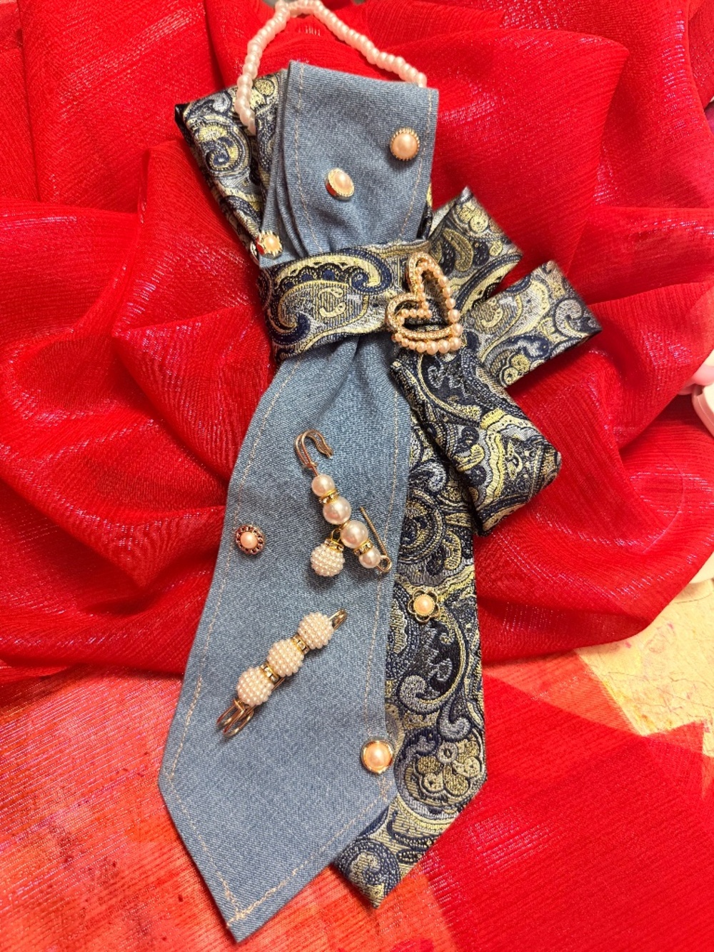 Junk Tie